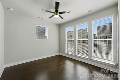 1523 Duckworth Avenue, Charlotte, NC 28208 - Photo 33