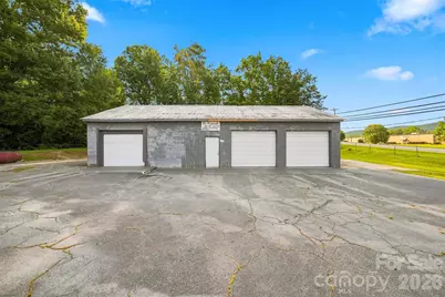 100 Refour Road NE, Valdese, NC 28690 - Photo 5