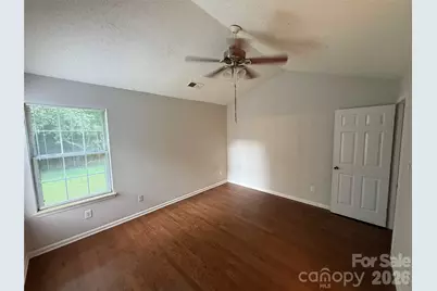 2615 Robyns Glen Drive, Charlotte, NC 28269 - Photo 9
