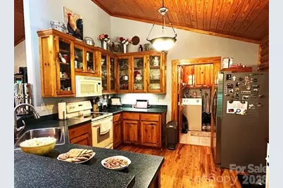 45 Reedy Creek Court, Hendersonville, NC 28792 - Photo 15
