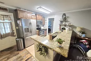 1637 Riverview Rd, Lincolnton, NC 28092 - Photo 9