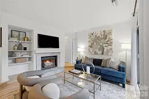 1109 E Morehead St, Charlotte, NC 28204 - Photo 3