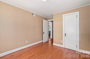 417 Riverbend St, Waynesville, NC 28786 - Photo 19