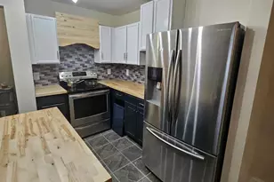 5304 Wisbech Ct, Charlotte, NC 28215 - Photo 5