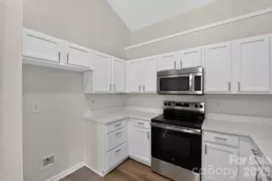6923 Sunman Rd, Charlotte, NC 28216 - Photo 7
