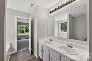 6923 Sunman Rd, Charlotte, NC 28216 - Photo 17