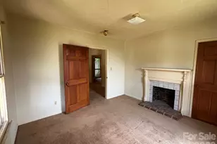 110 Linville St, Morganton, NC 28655 - Photo 11
