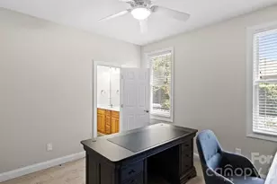 142 Fairway Dr, Mooresville, NC 28117 - Photo 23