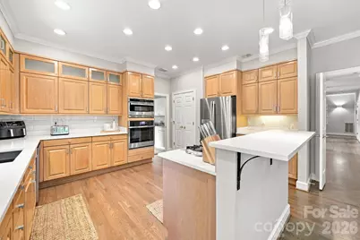 6643 Colston Court, Charlotte, NC 28210 - Photo 13