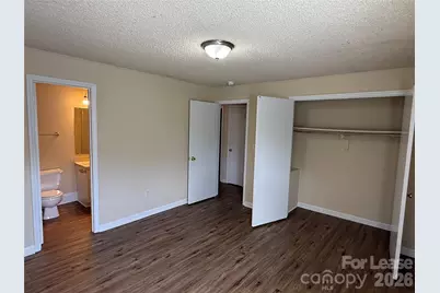 2220 Laburnum Avenue, Charlotte, NC 28205 - Photo 13