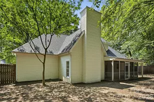 7119 Bevington Woods Ln, Charlotte, NC 28277 - Photo 35