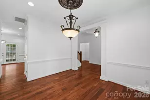 7119 Bevington Woods Ln, Charlotte, NC 28277 - Photo 5