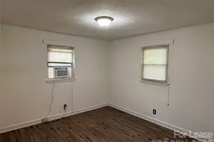 6009 Monteith Dr, Charlotte, NC 28213 - Photo 7