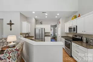 12102 Humboldt Dr, Charlotte, NC 28277 - Photo 11