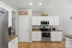 12102 Humboldt Dr, Charlotte, NC 28277 - Photo 13