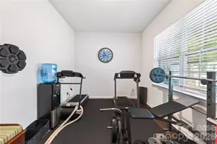 10008 Brawley Ln, Charlotte, NC 28215 - Photo 11