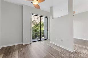 525 E 6th St, Charlotte, NC 28202 - Photo 17