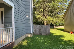 3511 Frostmoor Pl, Charlotte, NC 28269 - Photo 17