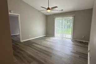 14108 Riding Hill Ave, Charlotte, NC 28213 - Photo 3