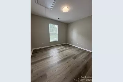 14108 Riding Hill Avenue, Charlotte, NC 28213 - Photo 7