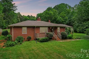 2305 Williams Rd, Matthews, NC 28105 - Photo 33