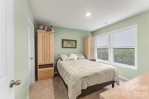 138 Creekview Rd, Hendersonville, NC 28792 - Photo 7