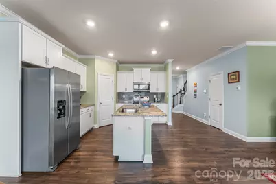 138 Creekview Road, Hendersonville, NC 28792 - Photo 9
