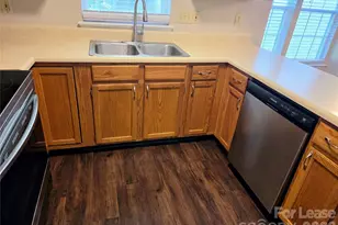 5401 Groveton Ct, Charlotte, NC 28269 - Photo 11