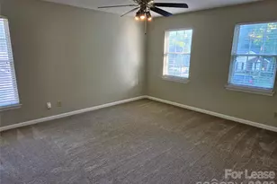 5401 Groveton Ct, Charlotte, NC 28269 - Photo 17