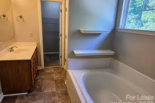 5401 Groveton Ct, Charlotte, NC 28269 - Photo 21