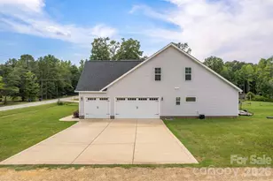 1205 Palestine Rd, Linden, NC 28356 - Photo 39