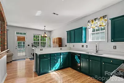 10878 Store House Court, Kannapolis, NC 28036 - Photo 5