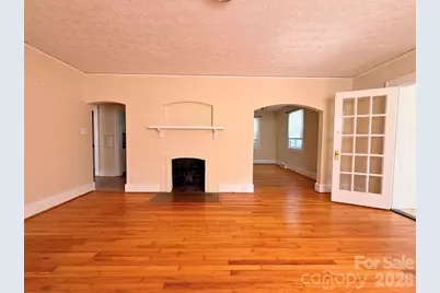 1351 S Aspen Street, Lincolnton, NC 28092 - Photo 3