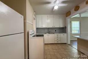1351 S Aspen St, Lincolnton, NC 28092 - Photo 9