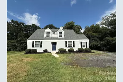 1351 S Aspen Street, Lincolnton, NC 28092 - Photo 1