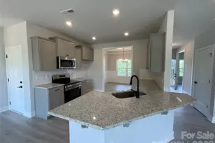 156 Kerr Walk Dr, Statesville, NC 28677 - Photo 9