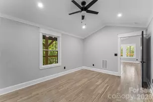276 Coopers Dr, Hendersonville, NC 28739 - Photo 11