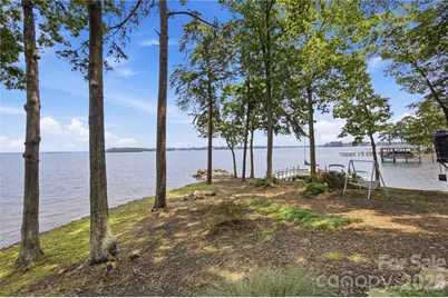 8247 Luckey Point Road, Denver, NC 28037 - Photo 15