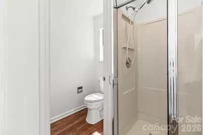 739 Oakbluff Circle, Charlotte, NC 28216 - Photo 29