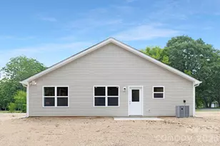 1237 Janice Rd, Lincolnton, NC 28092 - Photo 17