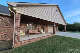 2306 Buffalo Shoals Rd, Lincolnton, NC 28092 - Photo 3