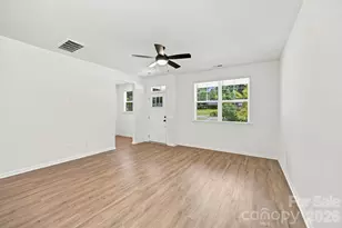 1812 Purser Dr, Charlotte, NC 28215 - Photo 7