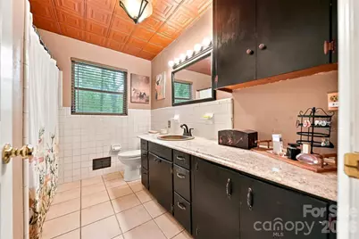 1920 30th Street NE, Hickory, NC 28601 - Photo 23
