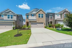 322 Hyssop Ct, Fort Mill, SC 29715 - Photo 1