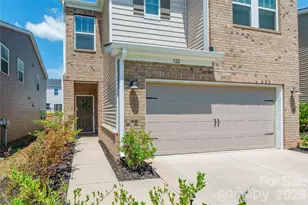 322 Hyssop Ct, Fort Mill, SC 29715 - Photo 3