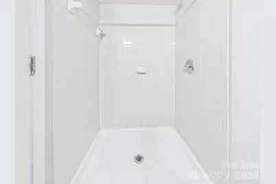 9511 Shannon Green Drive #APT E, Charlotte, NC 28213 - Photo 11