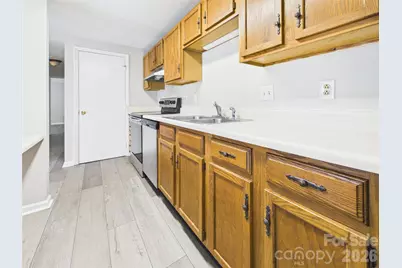 9511 Shannon Green Drive #APT E, Charlotte, NC 28213 - Photo 5