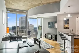 210 N Church St, Charlotte, NC 28202 - Photo 3