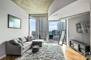 210 N Church St, Charlotte, NC 28202 - Photo 7