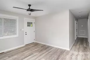 312 Glenrock Dr, Charlotte, NC 28217 - Photo 3